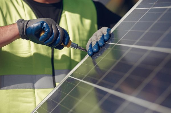 Rénovation énergétique : découvrez arrivelec et ses solutions solaires